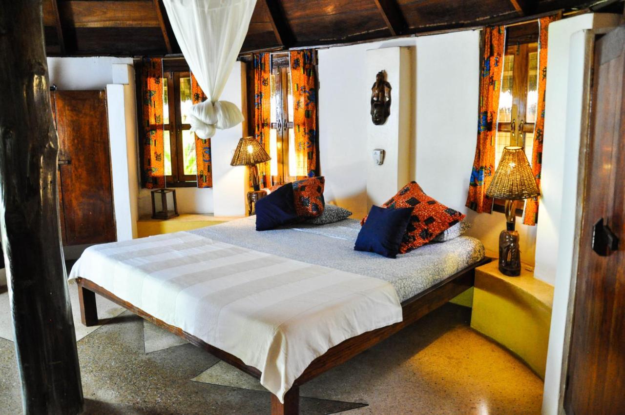 Ankobra Beach Resort Axim Eksteriør bilde
