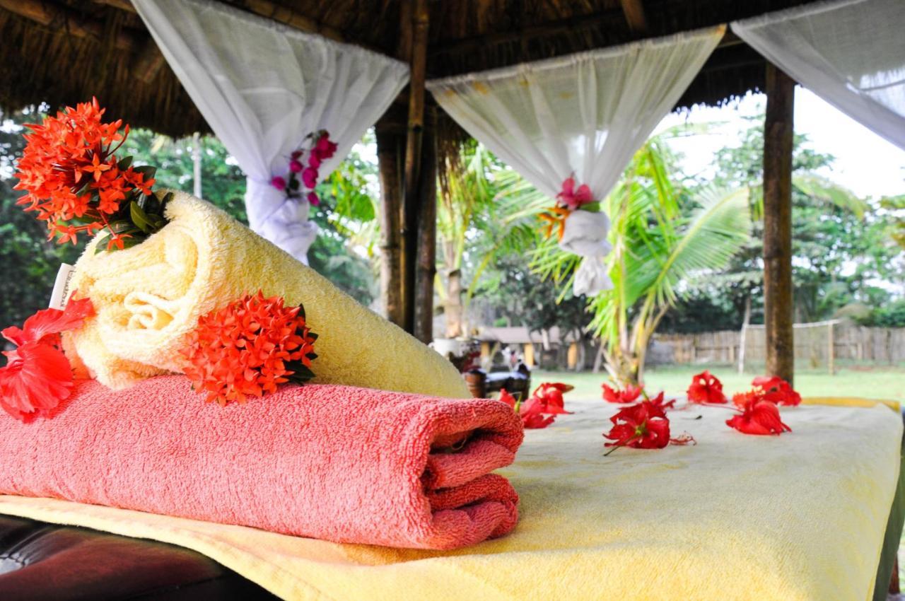 Ankobra Beach Resort Axim Eksteriør bilde
